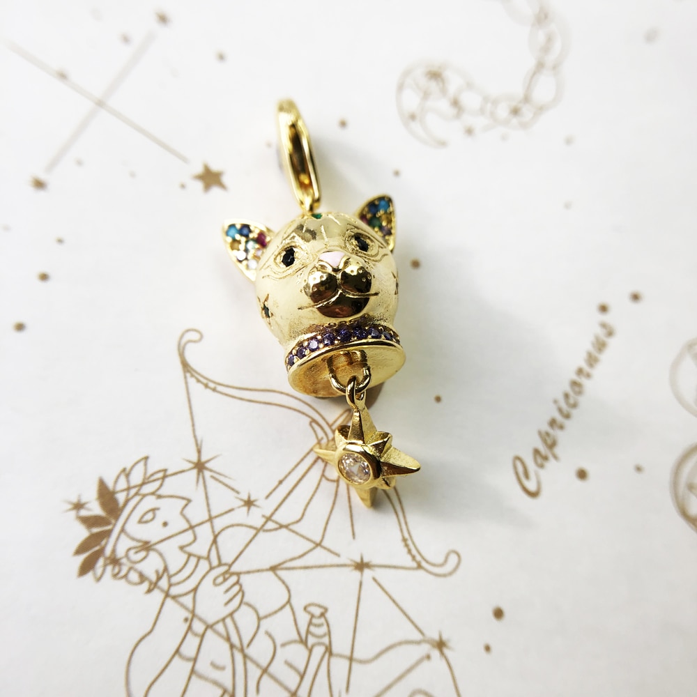 gold cat charm pendant