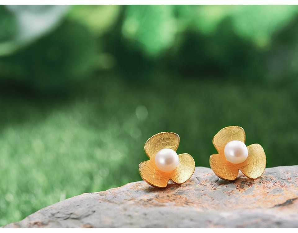 natural pearl silver clover earrings
