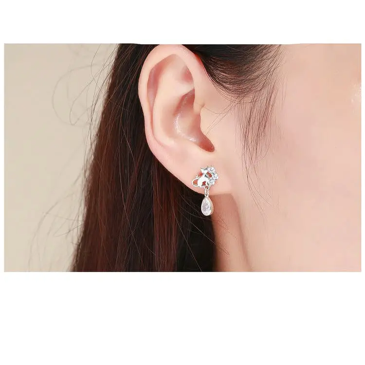 dazzling silver cat stud earrings