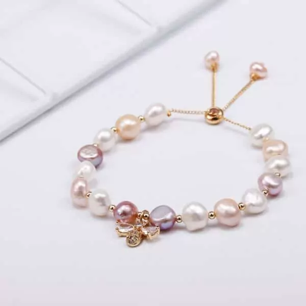 stunning natural freshwater pearl and honeybee crystal bracelet
